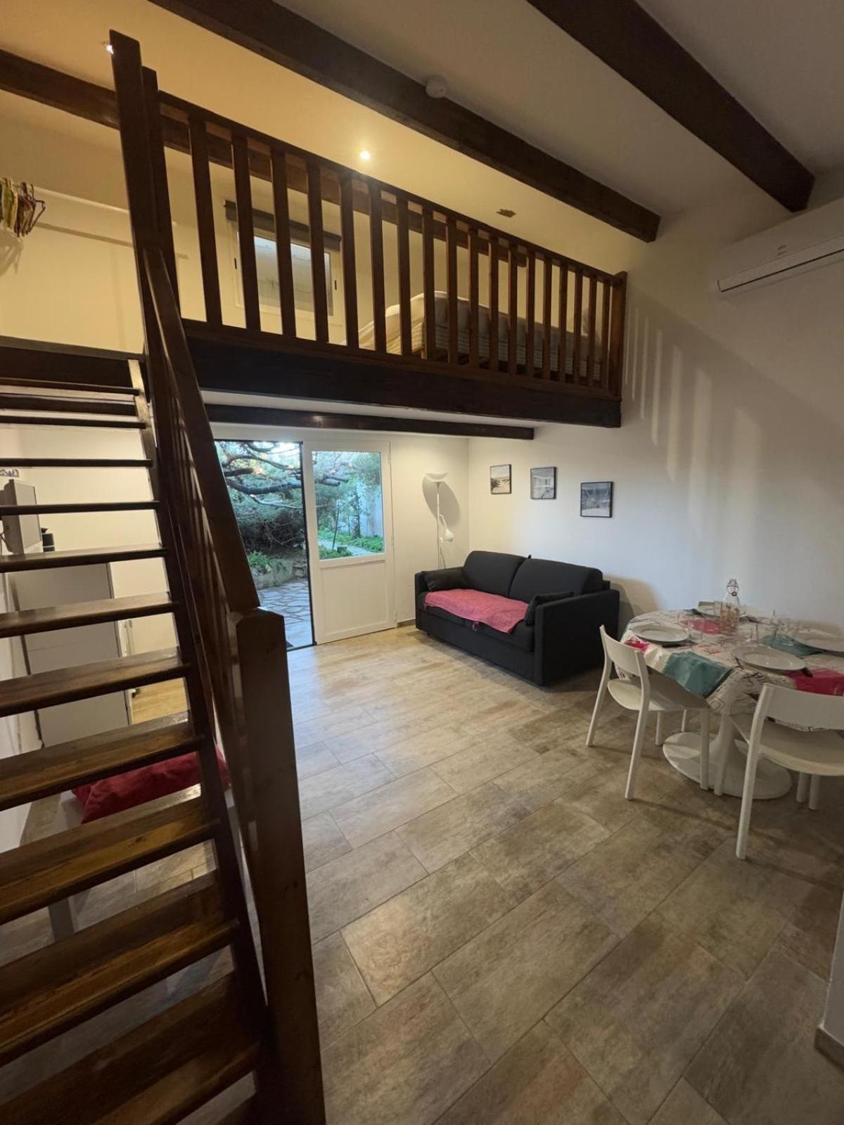 Le Club Des Cigales Apartment Hyères Екстериор снимка